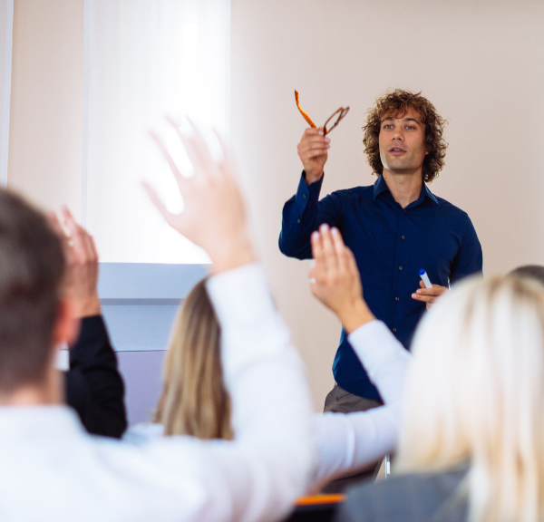 Ausbildner 1 Ausbildner 1